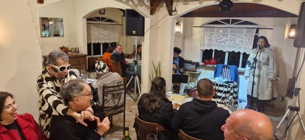 23.cf.res.cultura.espetáculo ‘vinicius de moraes... é demais!’.1.espetÁculo.divulgaÇÃo