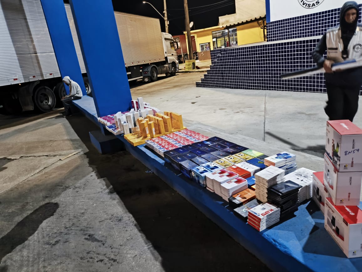 23.cf.res.polÍcia.apreendidos r$ 100 mil.2.celulares.divulgaÇÃosegovrj