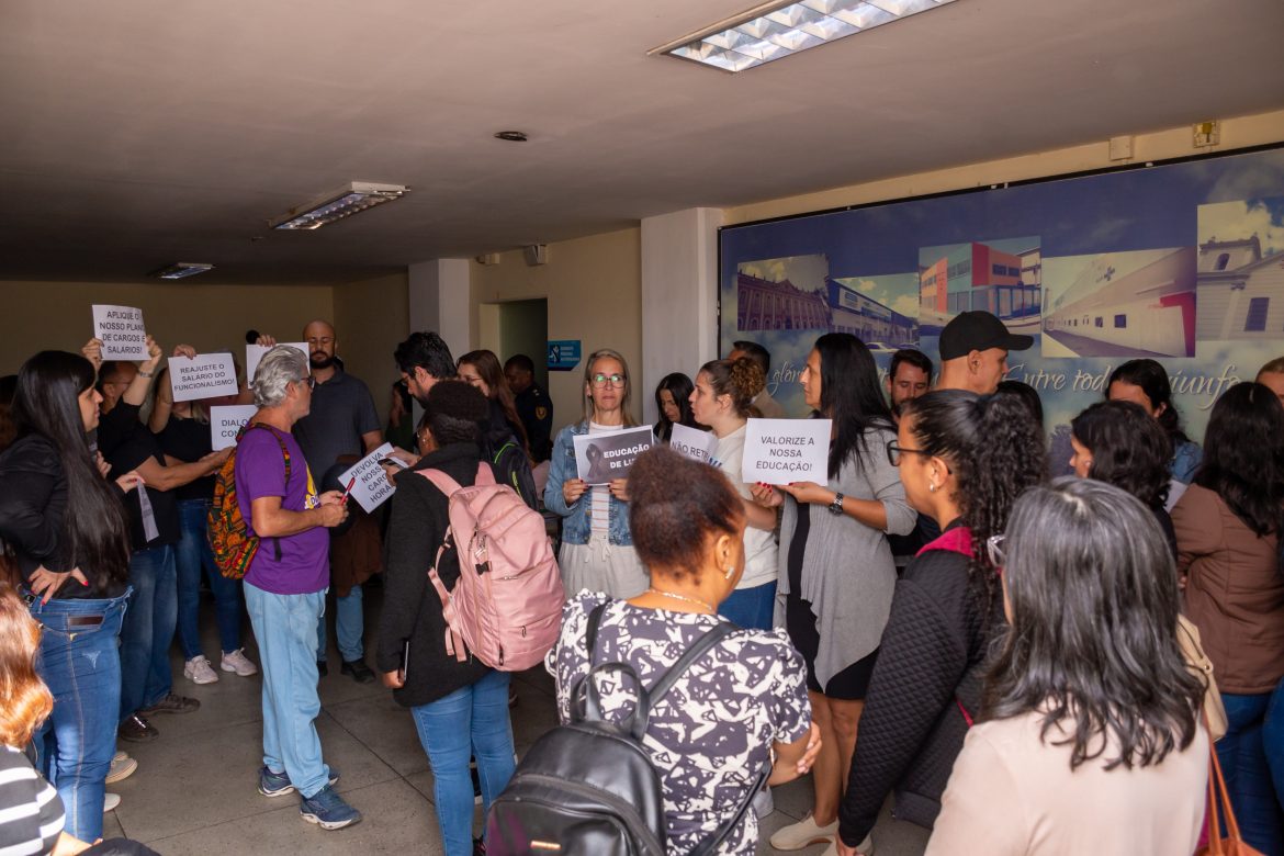 24 06 2025 manifestação sepe na prefeitura 6 foto iam martins
