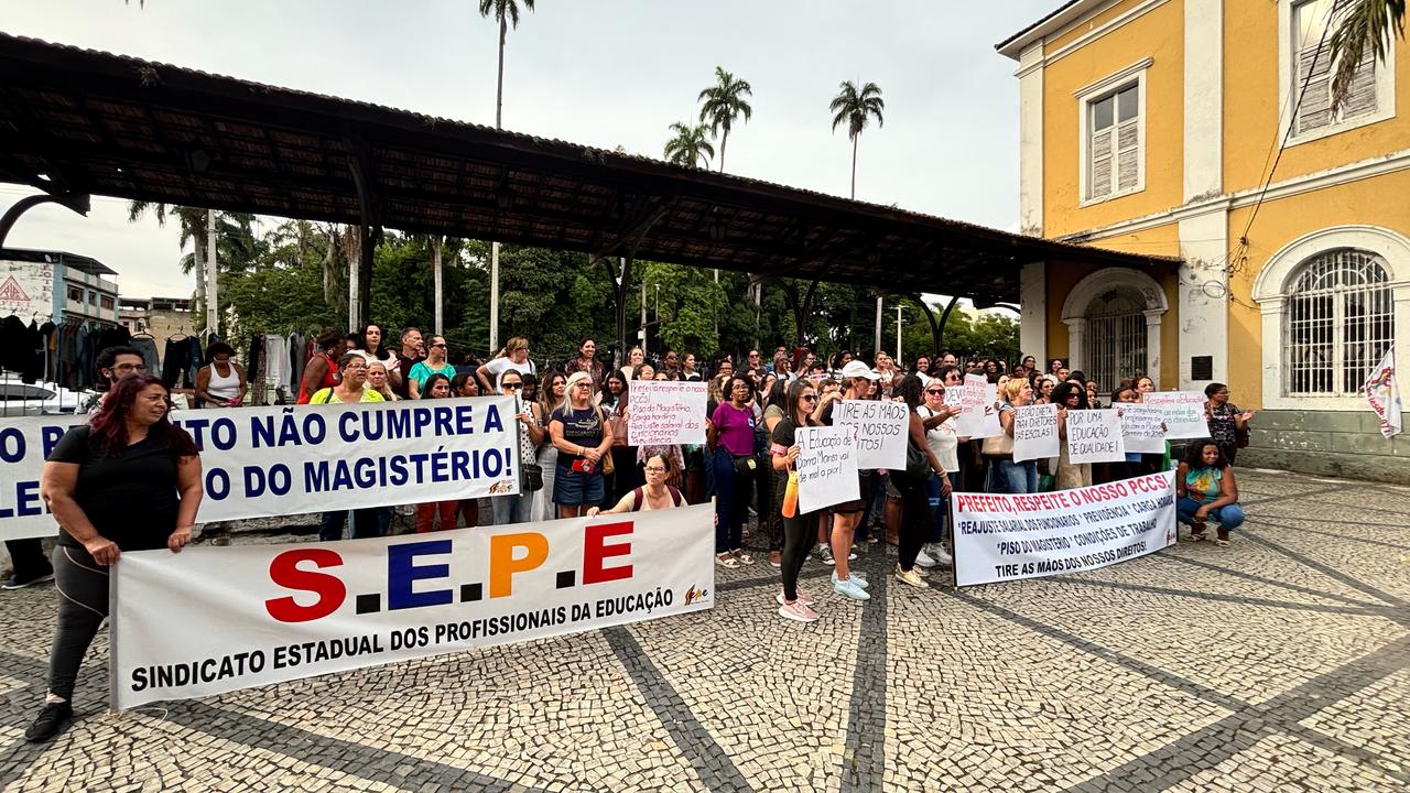 45.cf.res.economia.educação de barra mansa retoma.2.profissionais.divulgaÇÃo (3)