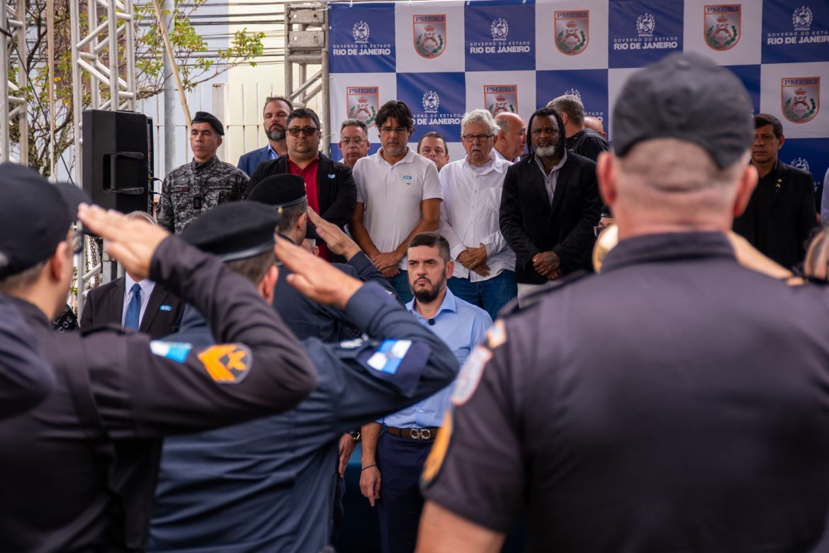 governador em exercício assina termo de cooperação para criação da bac da pm em volta redonda iam martins 1