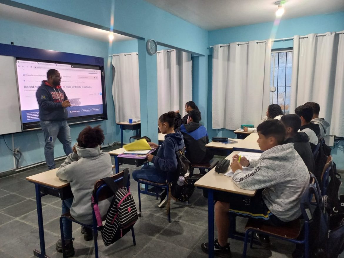 iniciadas as atividades do projeto contra queimadas do rotary club em barra mansa divulgaÇÃo111 iniciadas as atividades do projeto contra queimadas do rotary club em barra mansa divulgaÇÃo111