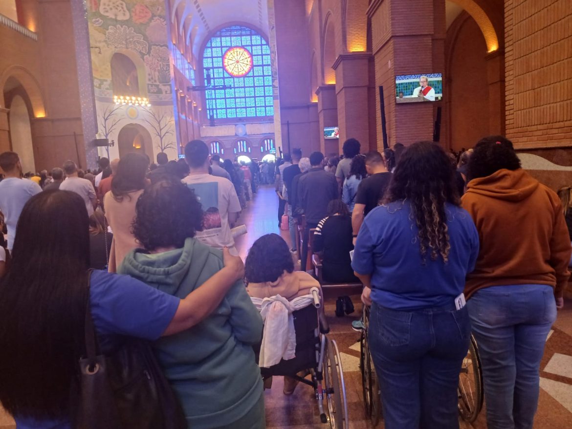 passeio dos moradores da residÊncia inclusiva divulgação pmvr