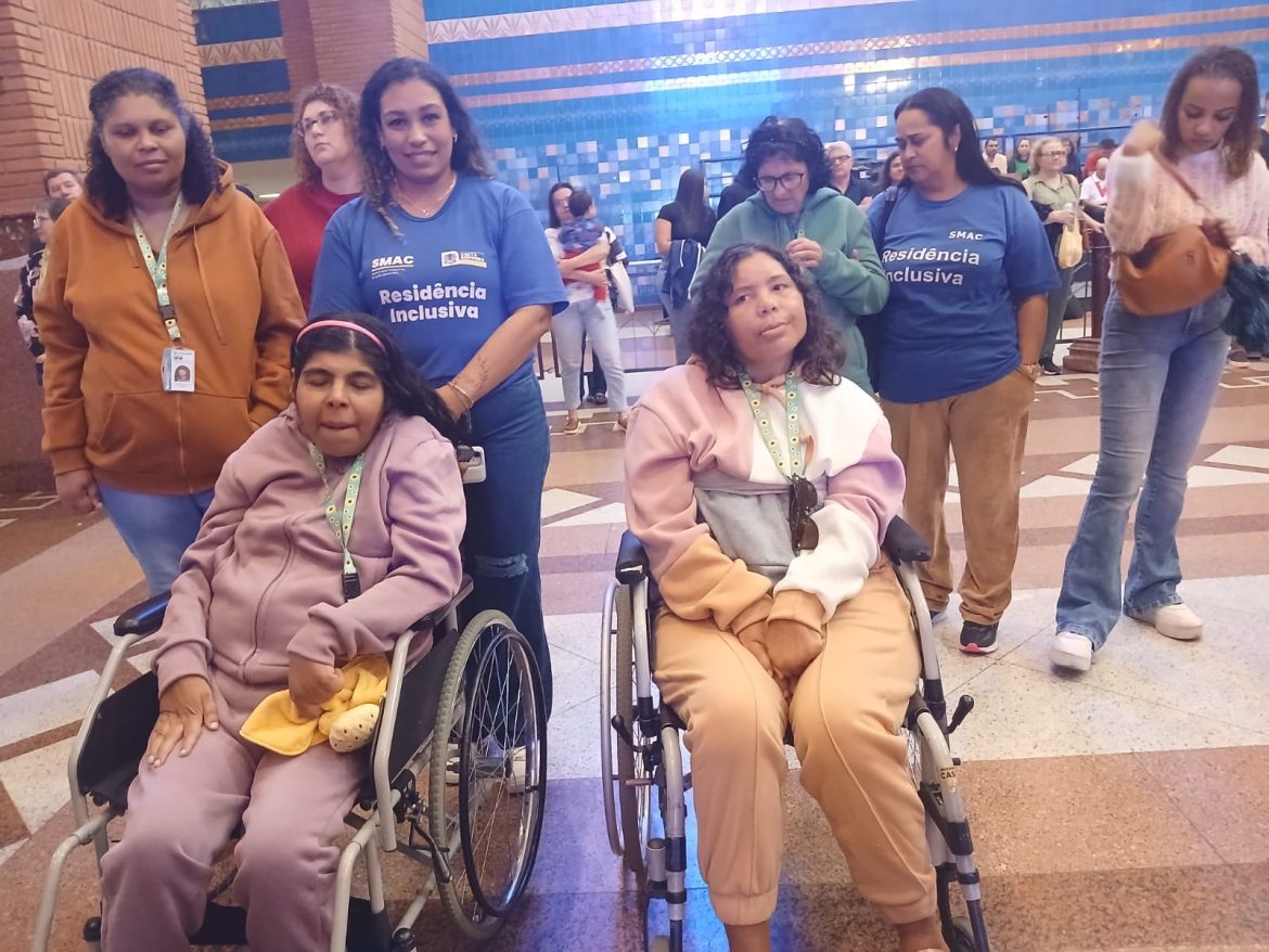 passeio dos moradores da residÊncia inclusiva divulgação pmvr12