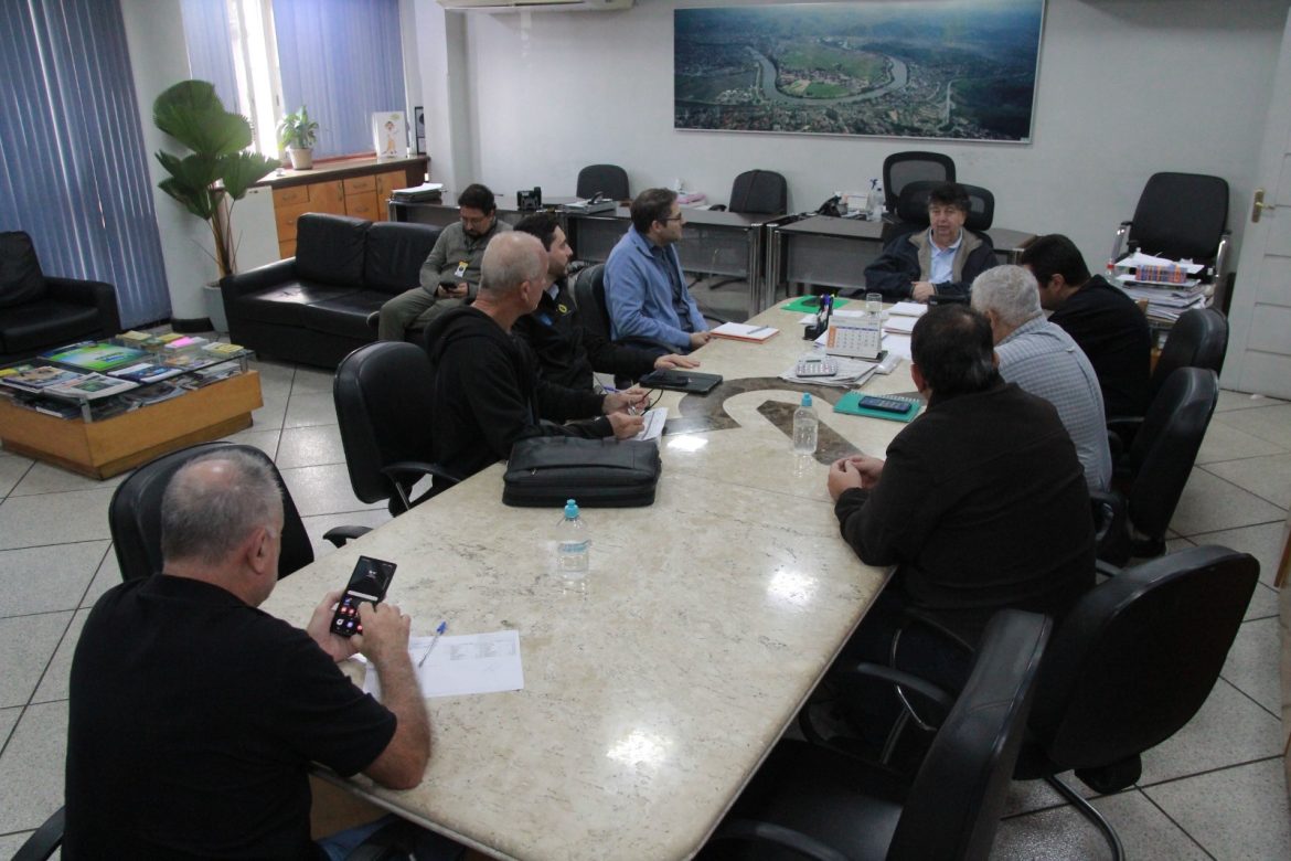 usina de energia solar é construída em volta redonda para abastecer parte da eta belmonte divulçgação pmvr11 usina de energia solar é construída em volta redonda para abastecer parte da eta belmonte divulçgação pmvr11