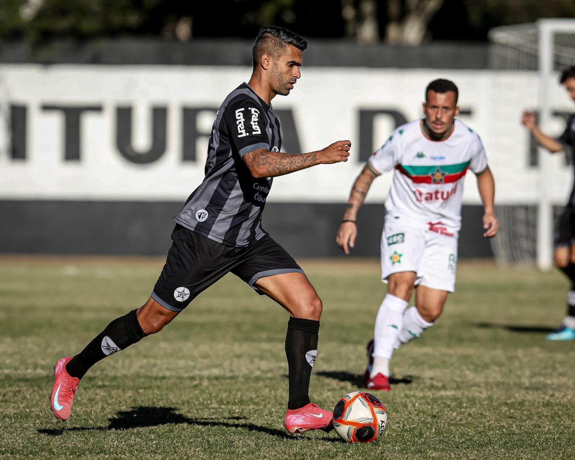 17.cf.res.esportes.resende perde por 3 a 2 para portuguesa.raphaeltores