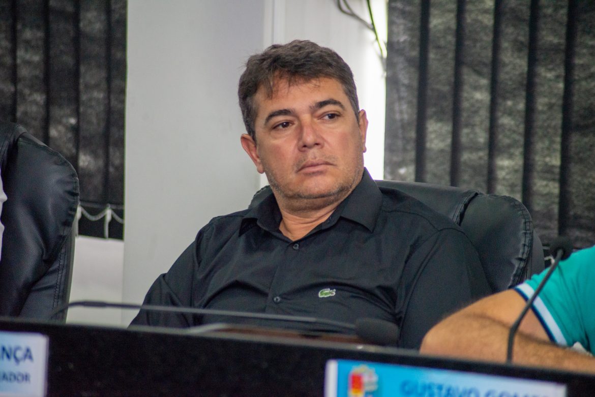 23 politica projeto de lei propõe embarque prioritário pela porta acessível para crianças com doenças raras iam martins (1)