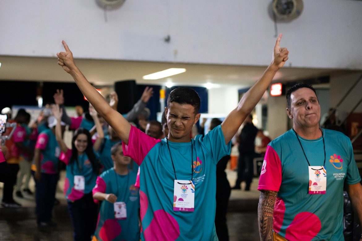   aberta em volta redonda a ix olimpíadas especiais das apaes do rj cris oliveira pmvr15