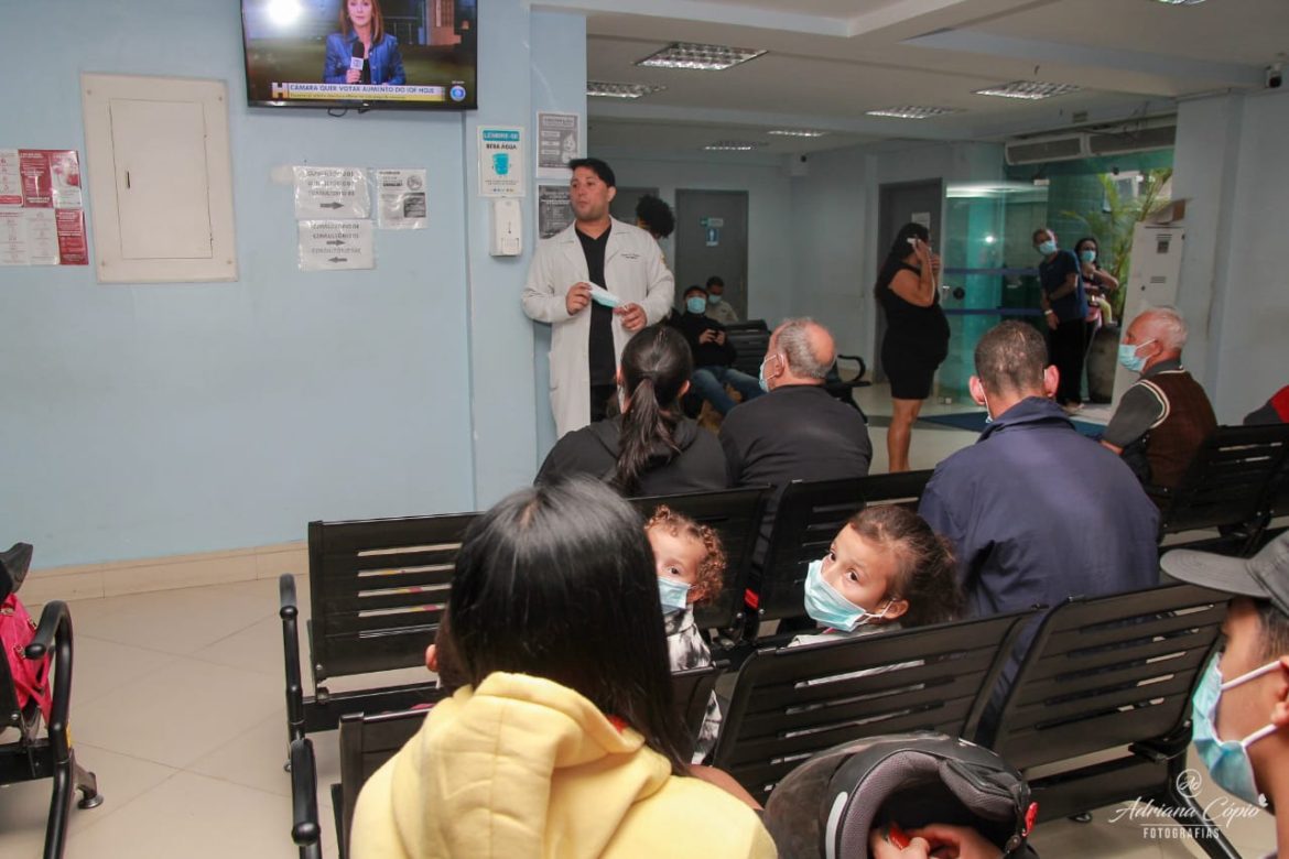 ações educativas e vacinação contra a influenza na sala de espera do hmr, em volta redonda adiana cópio pmvr11 ações educativas e vacinação contra a influenza na sala de espera do hmr, em volta redonda adiana cópio pmvr11
