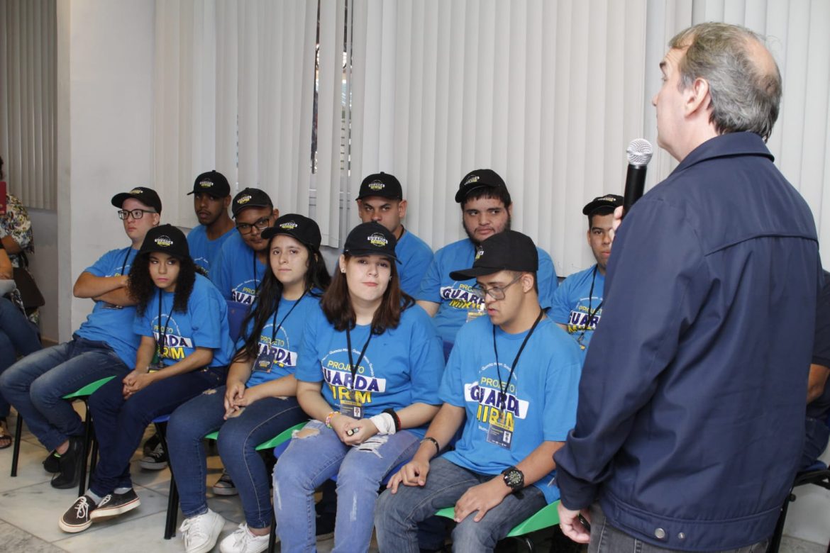 alunos da apae vr são formados como agentes da guarda mirim pela ordem pública de volta redonda adriana cópio pmvr111 alunos da apae vr são formados como agentes da guarda mirim pela ordem pública de volta redonda adriana cópio pmvr111