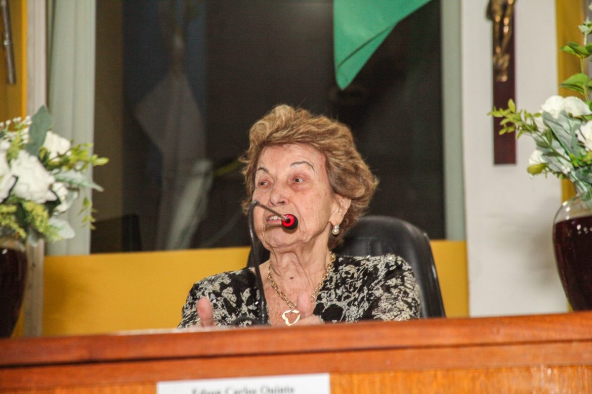 cerca de 250 mulheres na conferência municipal de políticas para mulheres de volta redonda divulgaççao pmvr 1