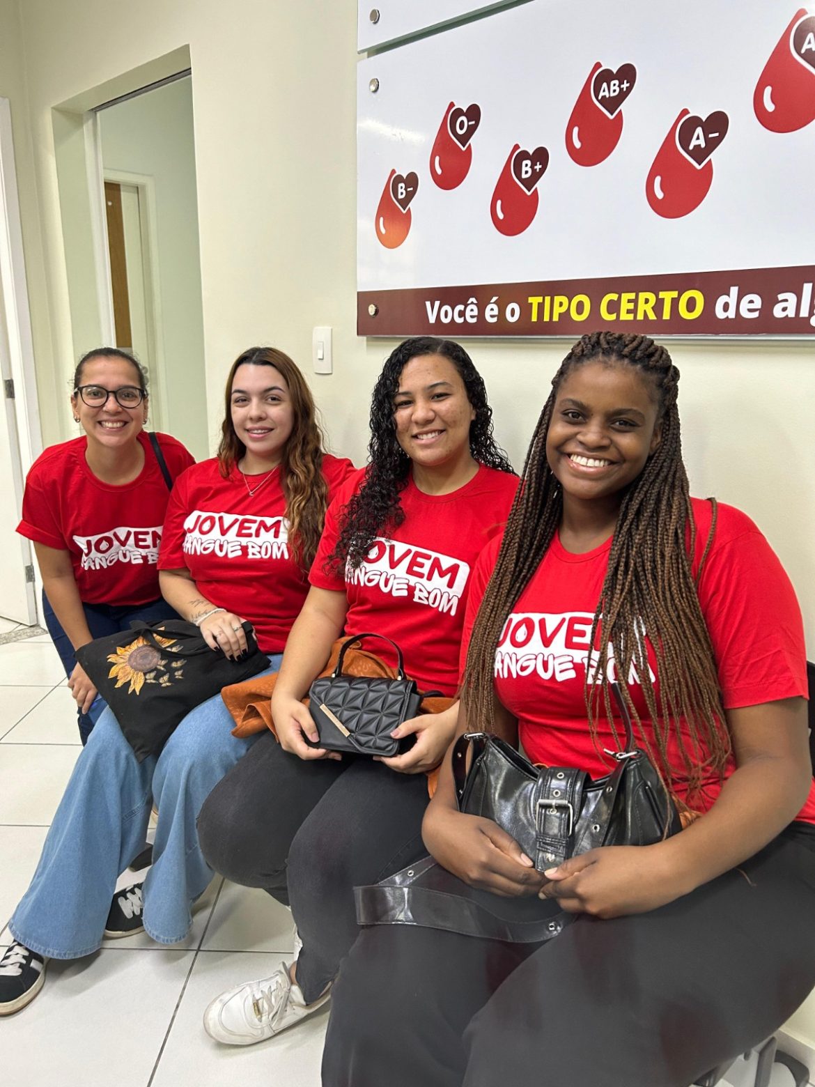 estudantes são mobilizados pelo projeto ‘jovem sangue bom’ em volta redonda para doação de sangue divulgação pmvr1 estudantes são mobilizados pelo projeto ‘jovem sangue bom’ em volta redonda para doação de sangue divulgação pmvr1