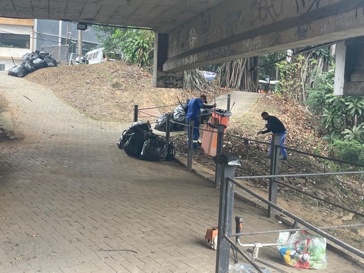 fe28d9ea 0f95 4103 98eb b0c488672184