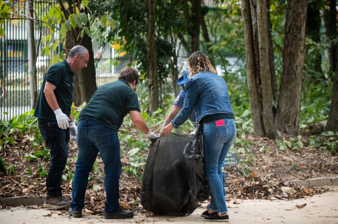 mutirão de limpeza é realizado no parque centenário em barra mansa felipe vieira