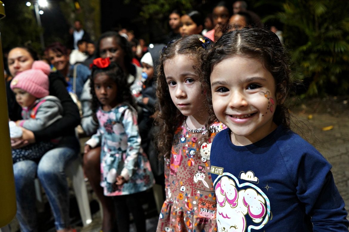 palco sobre rodas l geraldo gonçalves pmvr111