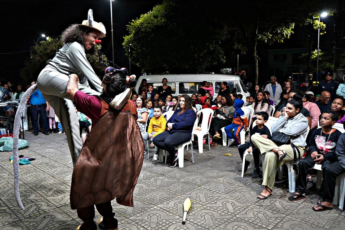 palco sobre rodas l geraldo gonçalves pmvr12