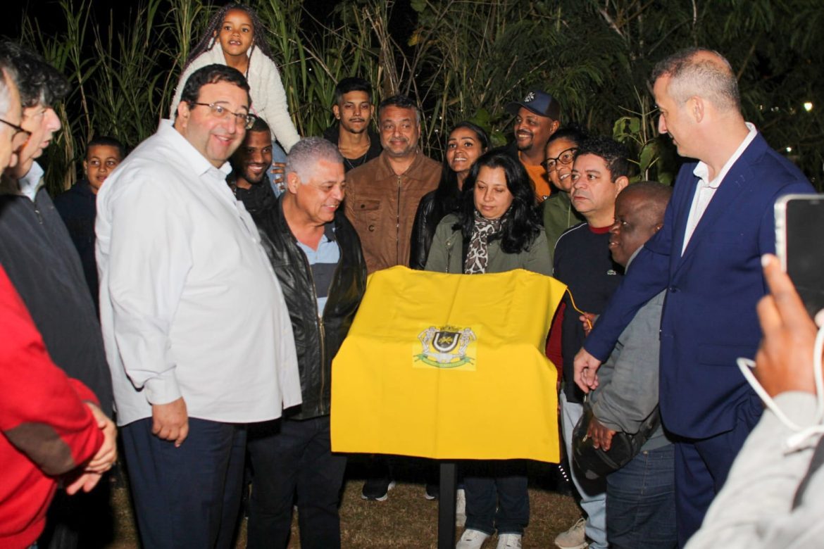 prefeitura de volta redonda entrega praça reformada na vila doutor arnaldo adriana cópio pmvr1
