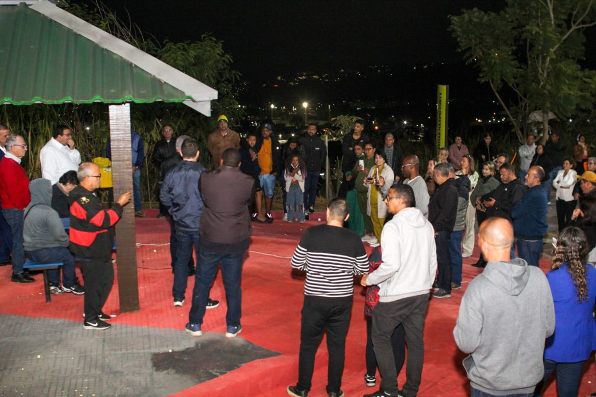 prefeitura de volta redonda entrega praça reformada na vila doutor arnaldo adriana cópio pmvr111