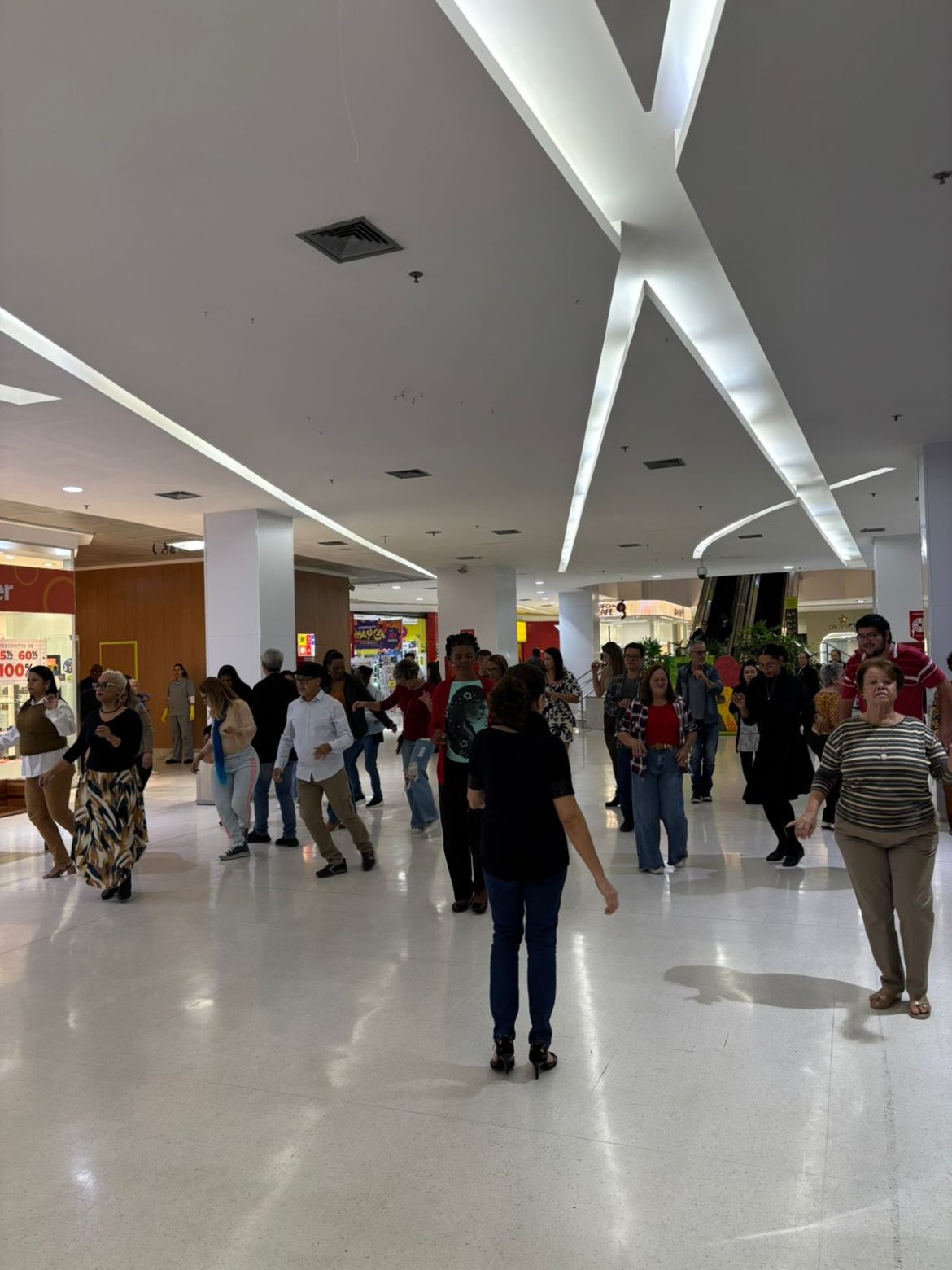 sider shopping promove nova edição da noite dançante com aula especial de dança de salão divulgação1