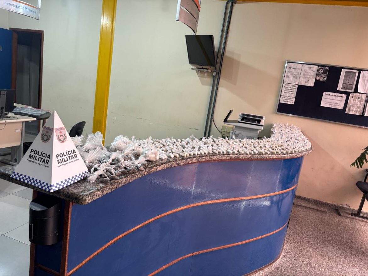 14 c polÍcia pm apreende cocaína e maconha após denúncia de populares –divulgaÇÃo