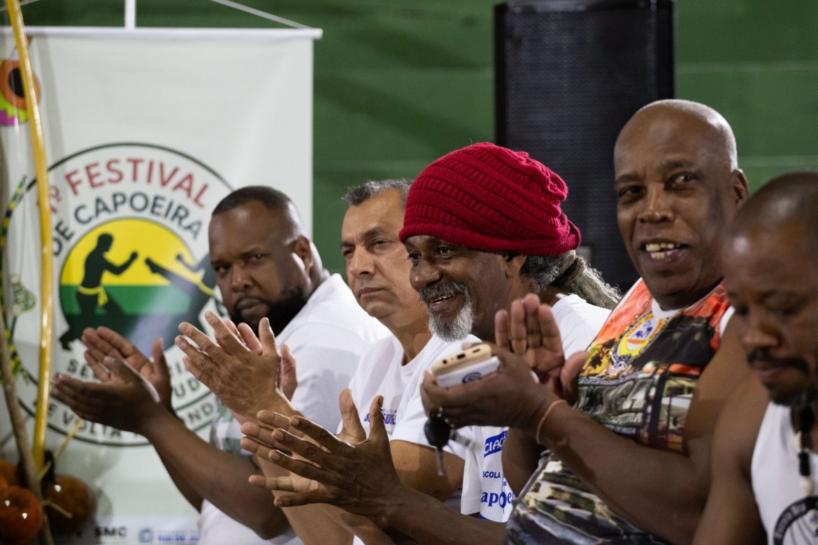1º festival de capoeira encerra mês da juventude 2025 em volta redonda cris oliveira pmvr11