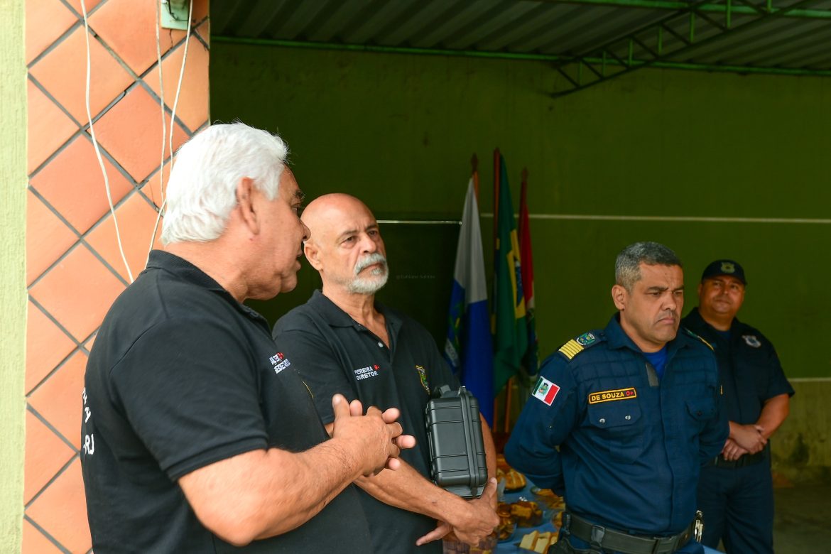 21.cf.res.cidades.porto real realiza troca de comando da guarda.fabianosabinopmpr (2)