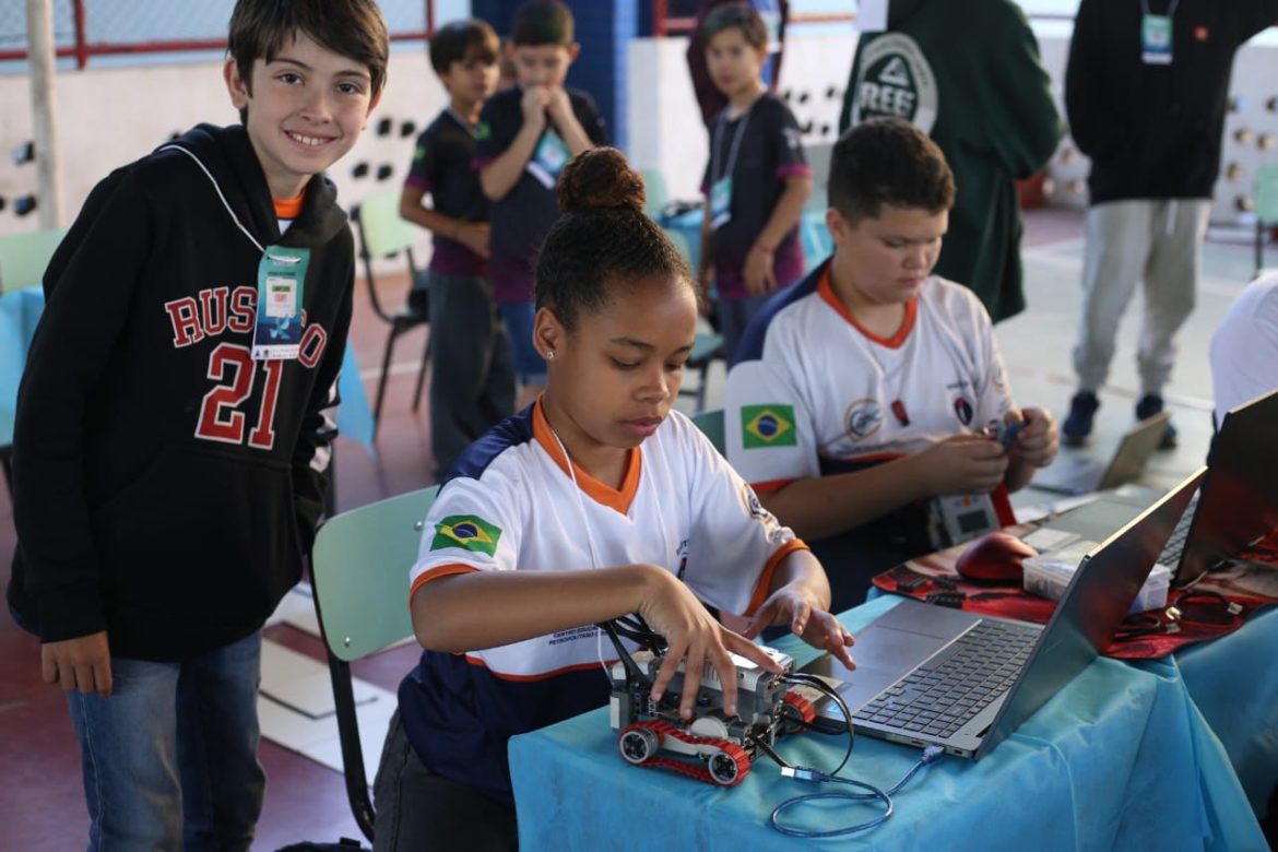 28.cf.res.cidades.volta redonda sedia seletiva da olimpíada.1.alunos.adrianacÓpiopmvr (2) 28.cf.res.cidades.volta redonda sedia seletiva da olimpíada.1.alunos.adrianacÓpiopmvr (2)