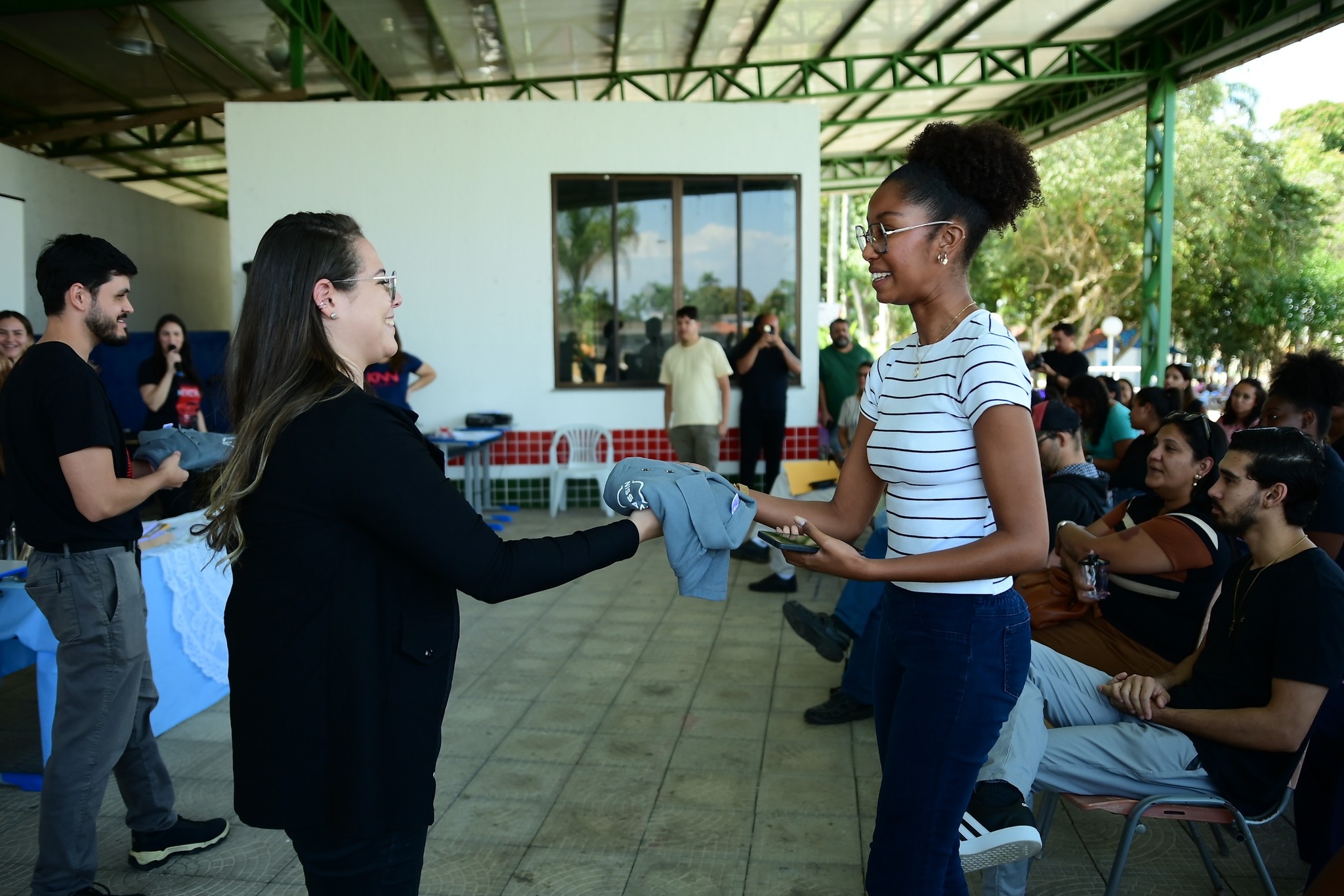 28.cf.res.economia.‘dia da oportunidade nissan’.2.nissan.fabianosabinopmpr