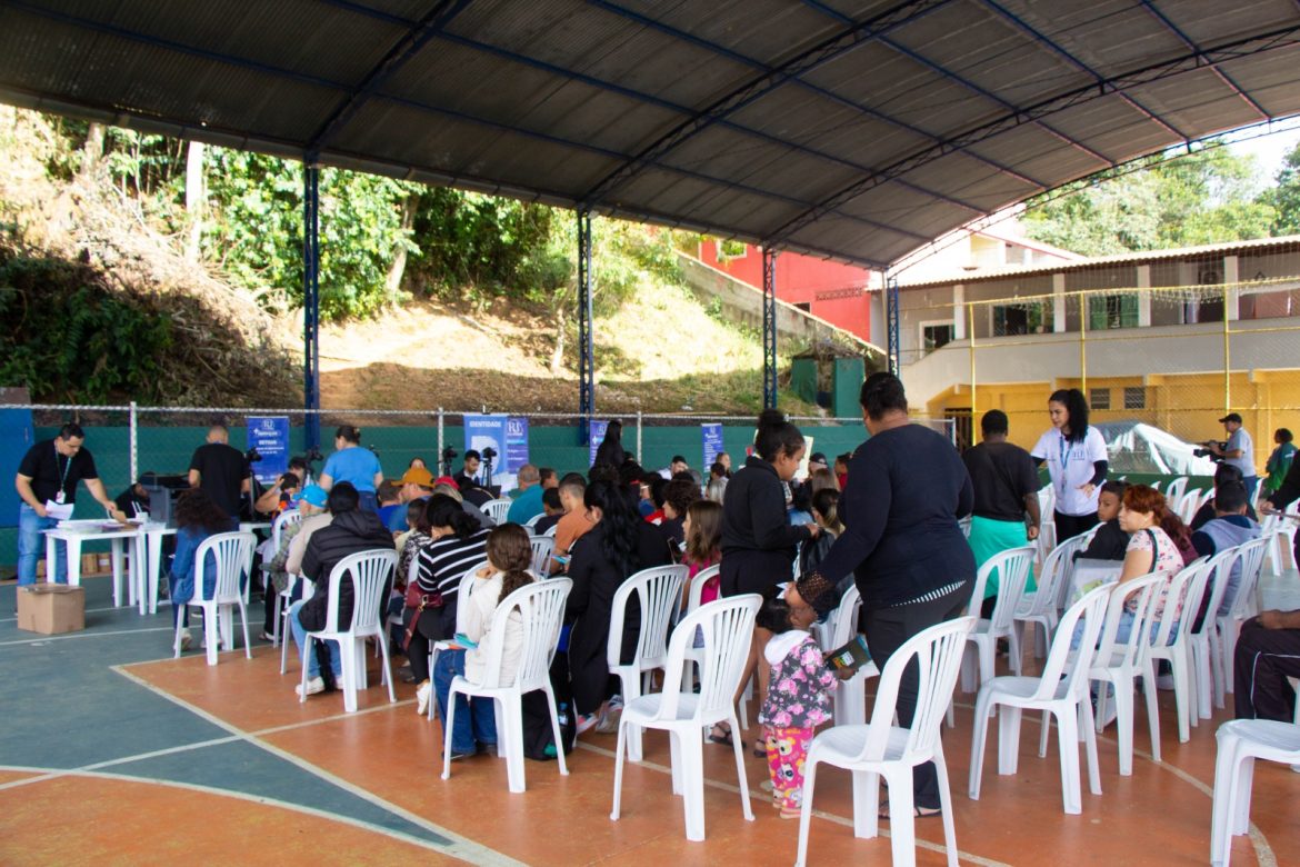 30.cf.res.cidades.penedo recebe mais de 600 pessoas.1.moradores.divulgaÇÃopmi (5)