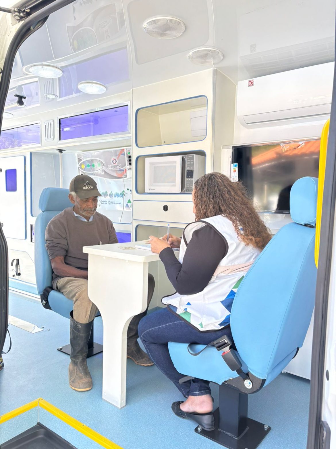 37.cf.res.cidades.mutirão de documentação.1.ribeirÃo.divulgaÇÃopmq