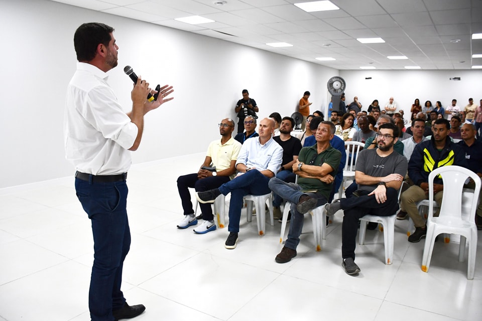 39.cf.res.economia.resende lança ‘contrata + brasil’.2.plataforma.divulgaÇÃopmr