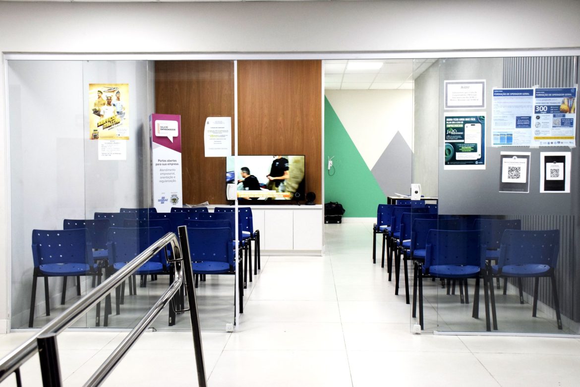 45.cf.res.cidades.resende passa a contar com posto.2.atendimento.divulgaÇÃopmr (4) 45.cf.res.cidades.resende passa a contar com posto.2.atendimento.divulgaÇÃopmr (4)