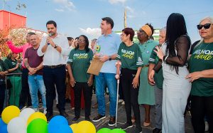 52.cf.res.polÍtica.senador flávio bolsonaro visita.1.itatiaia.divulgaÇÃopmi