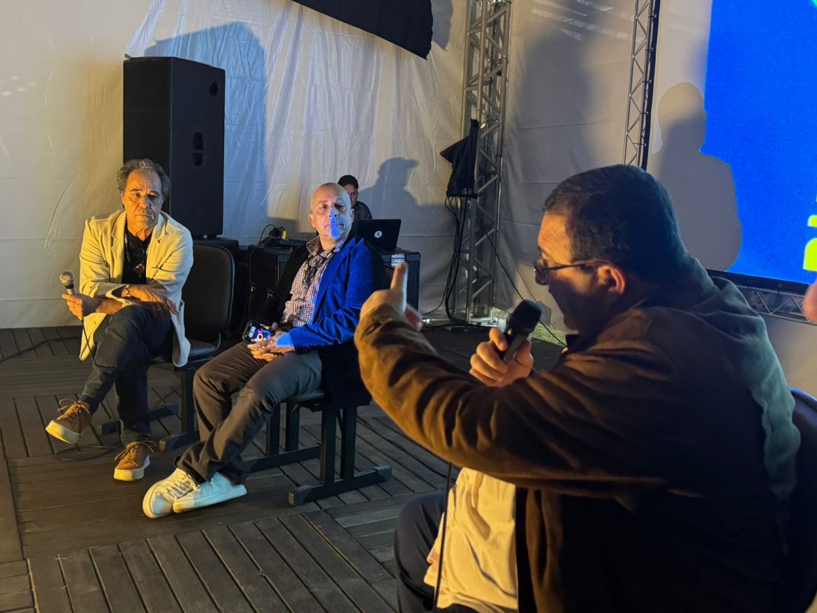 bate papo sobre audiovisual é realizado na expo vr divulgação11 bate papo sobre audiovisual é realizado na expo vr divulgação11