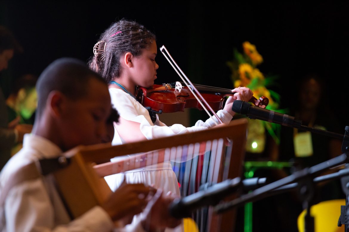 cerca de 600 pessoas no ii seminário de conscientização sobre amamentação em volta redonda cris oliveira pmvr1