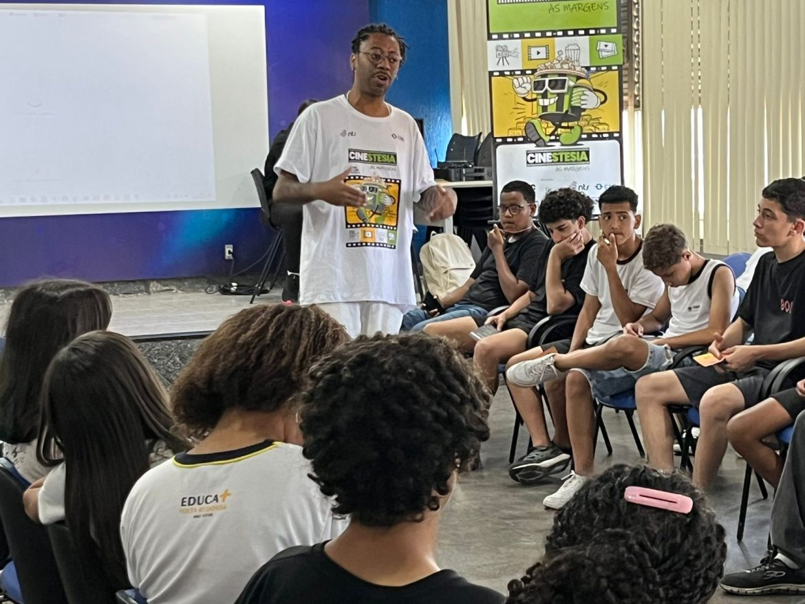 dagaz leva cultura e educação ao ciep toninho marques com o projeto ‘cinestesia rap rima com escola’ divulgação111 dagaz leva cultura e educação ao ciep toninho marques com o projeto ‘cinestesia rap rima com escola’ divulgação111