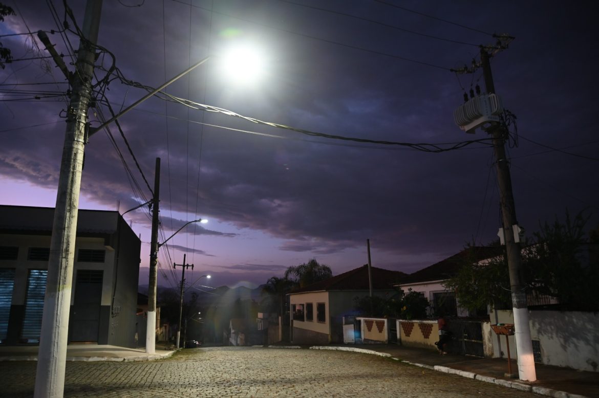 distrito de floriano se tornou a primeira localidade a receber 100% da iluminação pública em led gabriel borges1