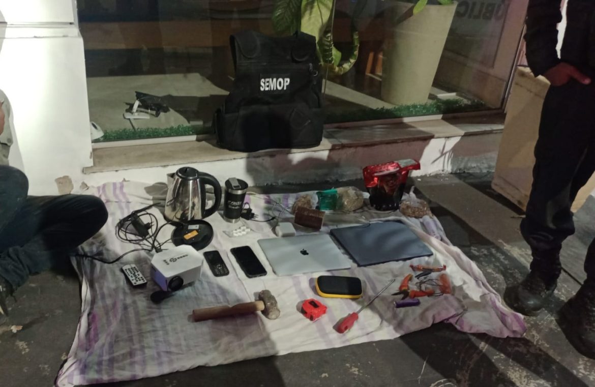 homem que tentava furtar clínica odontológica em volta redonda é flagrado pela patrulha de proteção comercial divulgação semop1