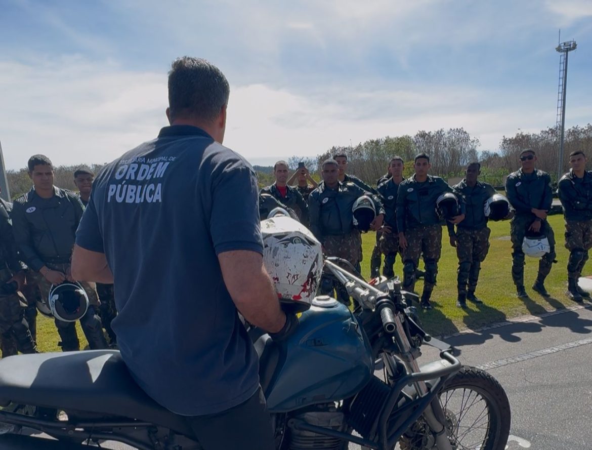 motociclistas batedores das forças armadas e bombeiros recebem capacitação da ordem pública de volta redonda divulgação semop