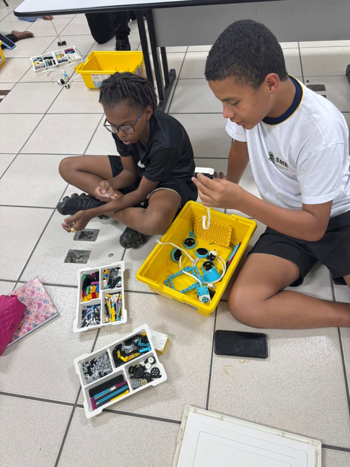 notasvr aulas de robÓtica para alunos da eja divulgaÇÃo111