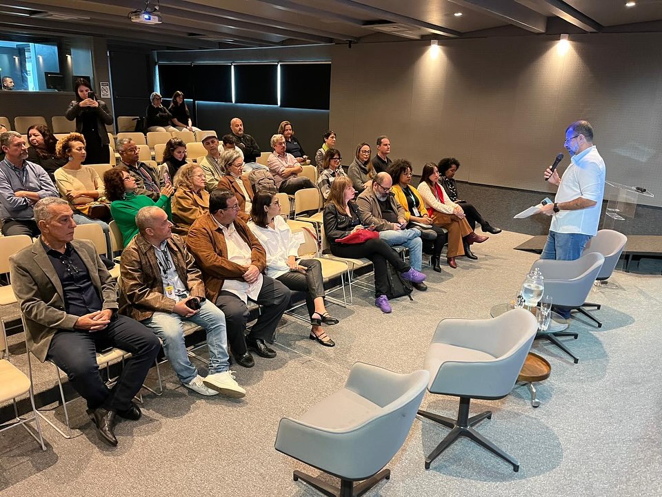 secretário de cultura de volta redonda participa de encontro no rio para debater investimentos no setor audiovisual no estado divulgação pmvr1 secretário de cultura de volta redonda participa de encontro no rio para debater investimentos no setor audiovisual no estado divulgação pmvr1