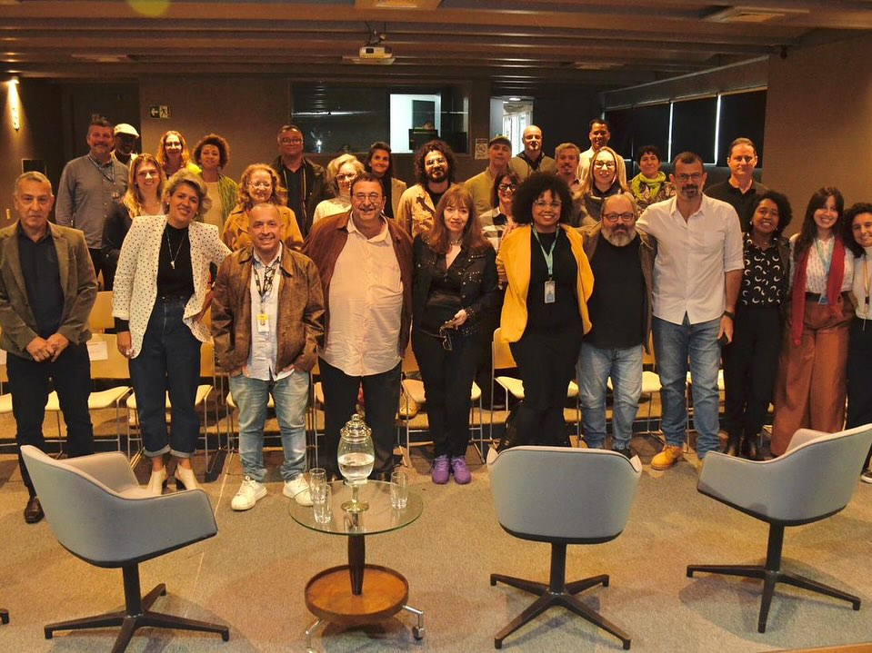 secretário de cultura de volta redonda participa de encontro no rio para debater investimentos no setor audiovisual no estado divulgação pmvr11 secretário de cultura de volta redonda participa de encontro no rio para debater investimentos no setor audiovisual no estado divulgação pmvr11