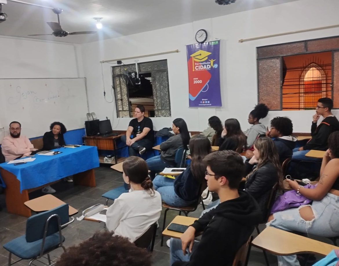 temas socioambientais viram questões na sequência da semana pedagógica do pré vestibular cidadão divulgação