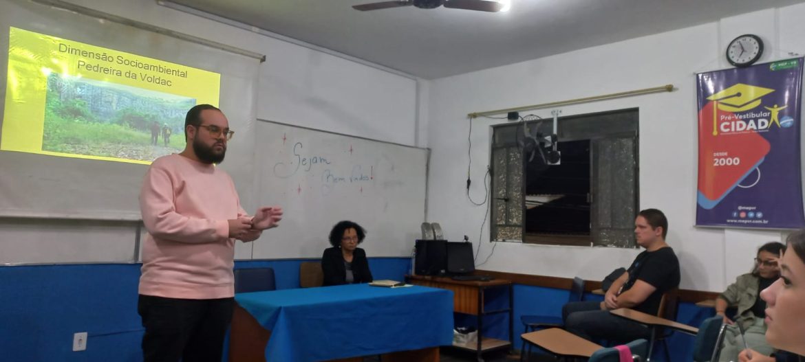 temas socioambientais viram questões na sequência da semana pedagógica do pré vestibular cidadão divulgação11