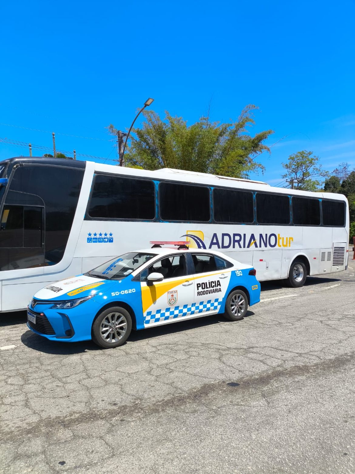 19 polÍcia Ônibus pirata é interceptado por agentes do cprv de piraí divulgaÇÃo