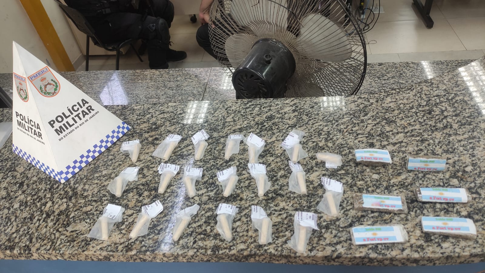 19.cf.res.polÍcia.pm apreende drogas em operações.2.vilapinheiro.divulgaÇÃopm