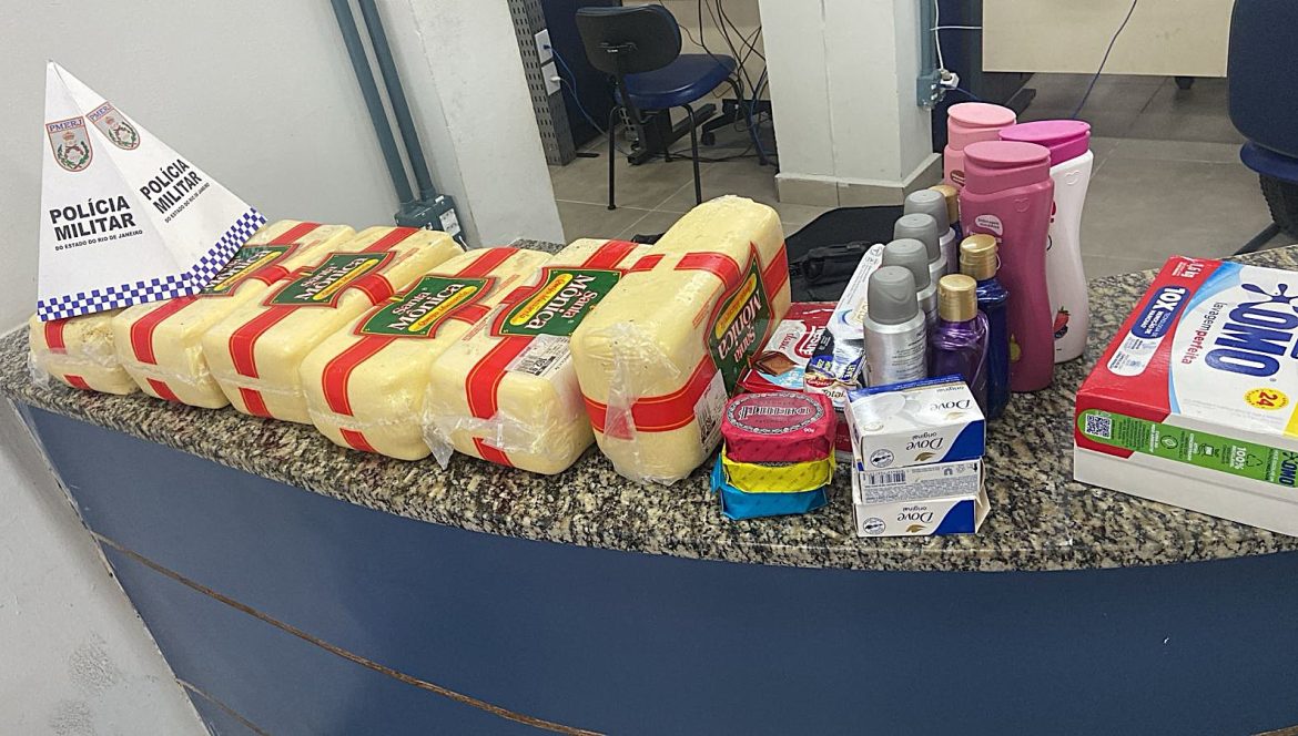 20.cf.res.polÍcia.homem é preso suspeito de furtar produtos.divulgaÇÃopm