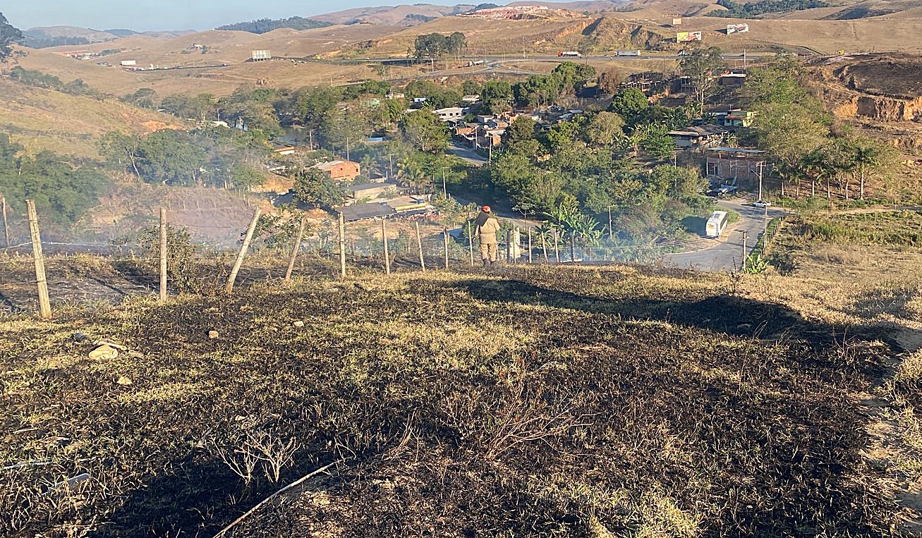 28.cf.res.cidades.defesa civil combate.2.chamas.divulgaÇÃo