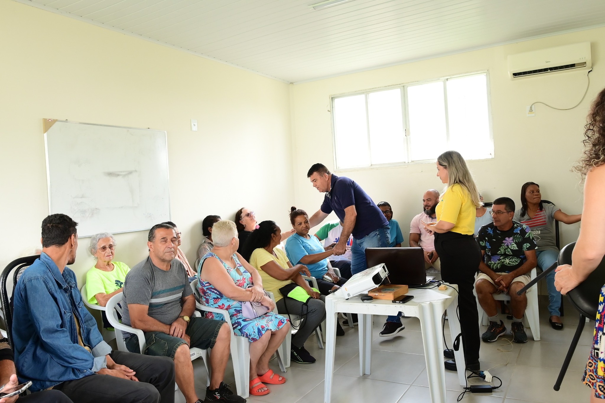 30.cf.res.cidades.cras novo horizonte realiza.2.aguinaldo.redesociais