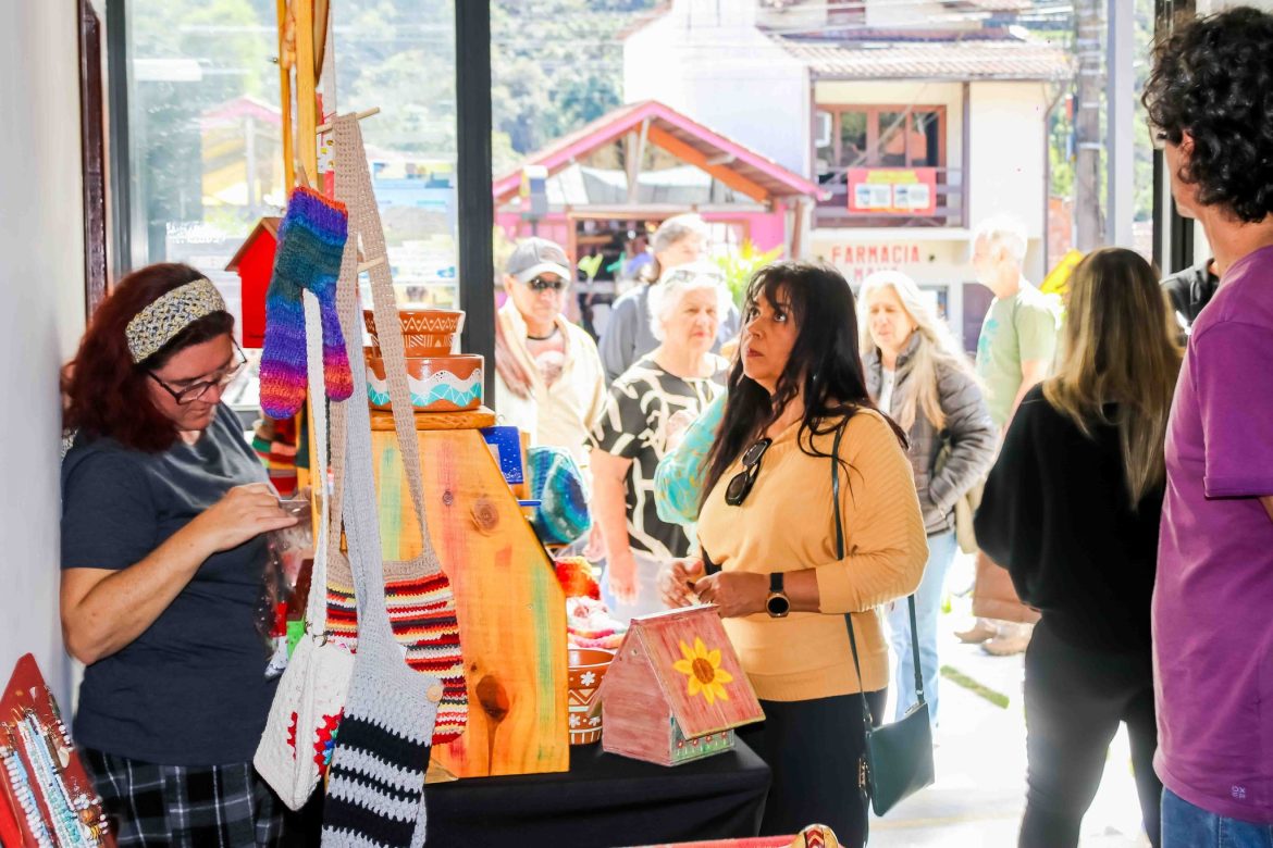 36.cf.res.cidades.36.cf.res.cidades.prefeitura de resende promove oficinas.divulgaÇÃopmr